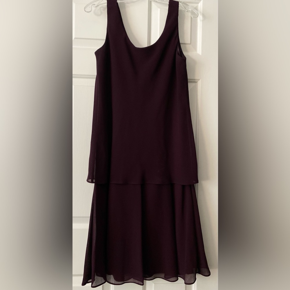 Patra burgundy two-piece dress set in size 10. - Picture 2 of 3